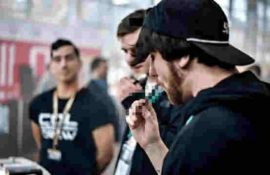 調味電子煙致死