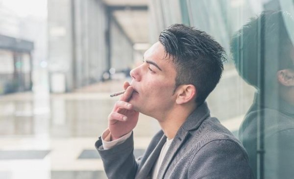 電子煙里有嘌呤嗎