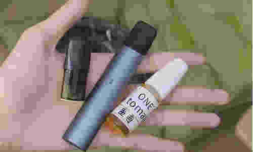 雪雁電子煙如何加煙油(雪加電子煙換煙油)