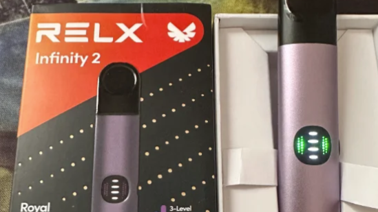 悅刻青羽充電指示燈新手說明