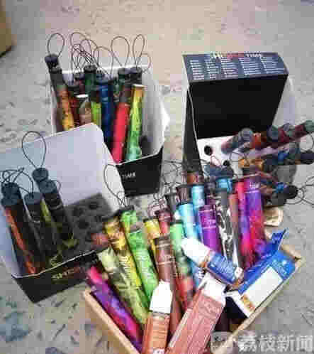 煙油哪里買江蘇省內多家小學附近“三無”電子煙“熱賣” 監管在哪里？