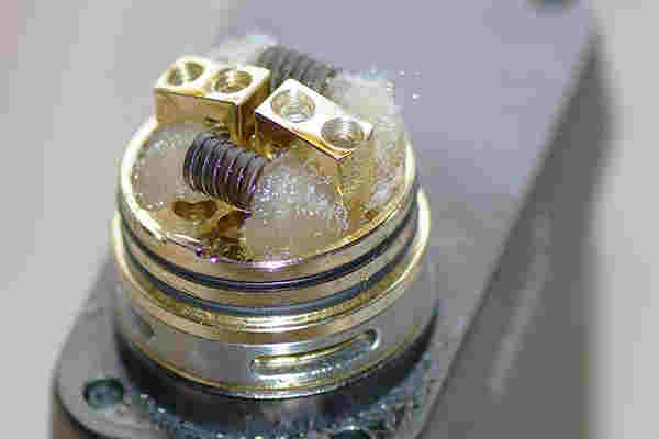 MAGIC RABBIT煙油評測