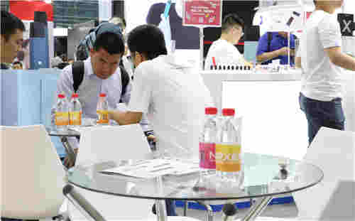 NRX尼威新品亮相深圳國際電子煙展，引行業矚目