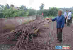 七旬老人“螞蟻搬家” 9個月盜走3噸鋼材