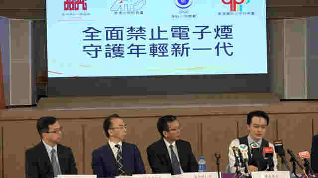 電子煙能戒煙？煙民自述：真煙戒了，卻上了電子煙的“癮” 