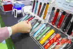 電子煙全面下架！部分網站仍在售，網友喊話羅永浩“電子煙是不是要涼”