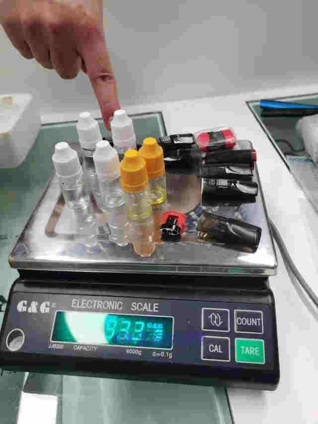 為防止“大麻”等上頭電子煙危害未成年人，警方建議嚴控快遞郵寄 