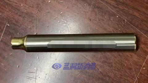 深圳龍崗警方搗毀“上頭電子煙”吸販網絡，抓獲21名嫌犯 