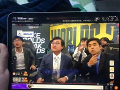 EDG教練組人手一支電子煙，什么品牌？