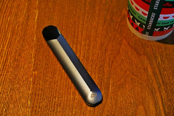 喜霧電子煙新品HERO評測：英雄歸來，舍我其誰