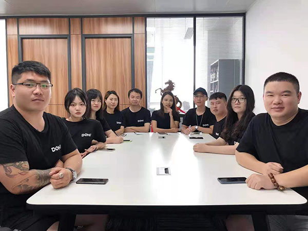 老團隊新產品，DOMI多米電子煙榮耀上市